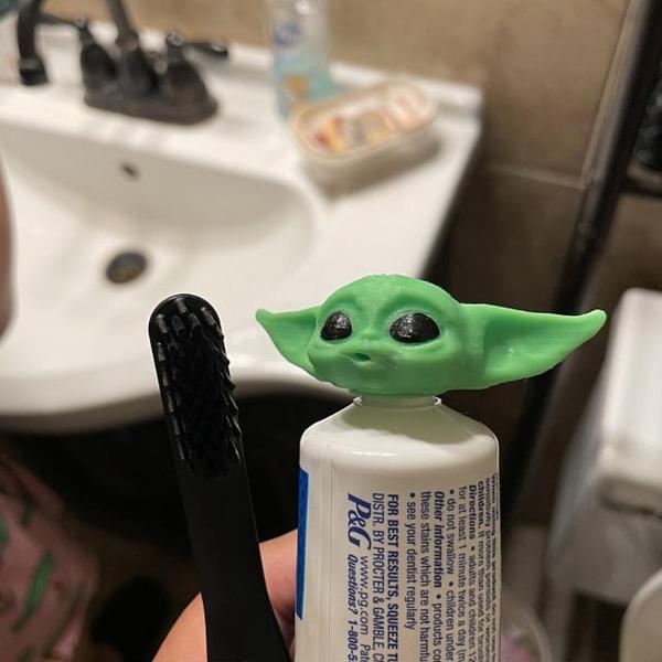 Shrek & Baby Yoda Toothpaste Topper