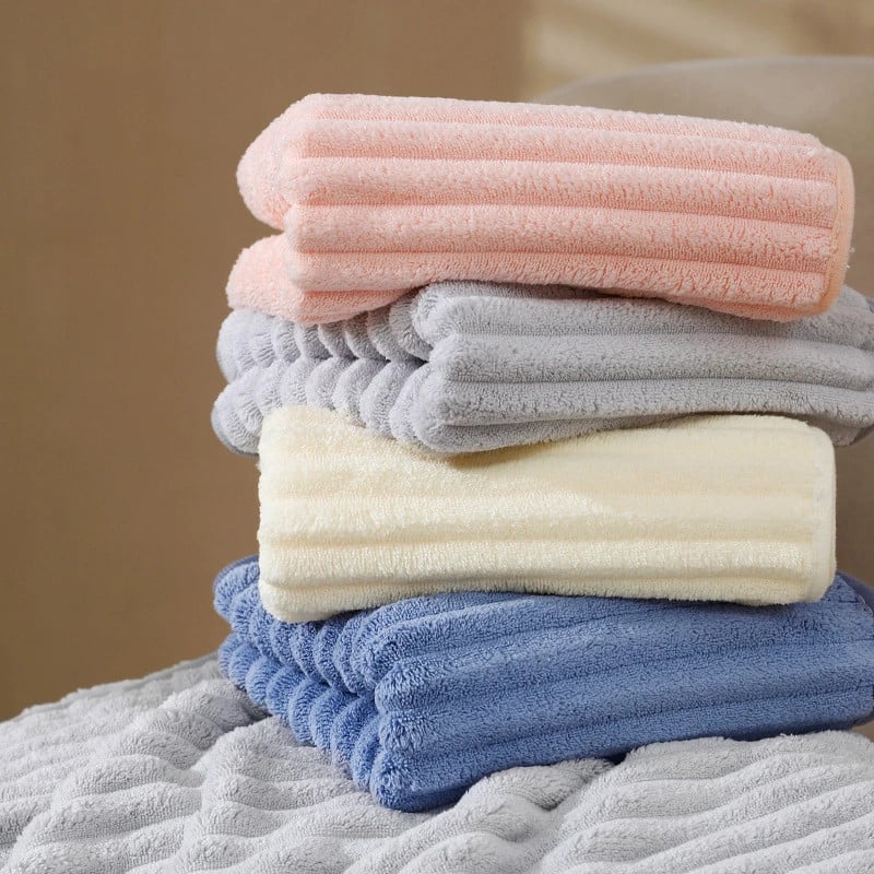 Microfiber 300 GSM Bath Towel