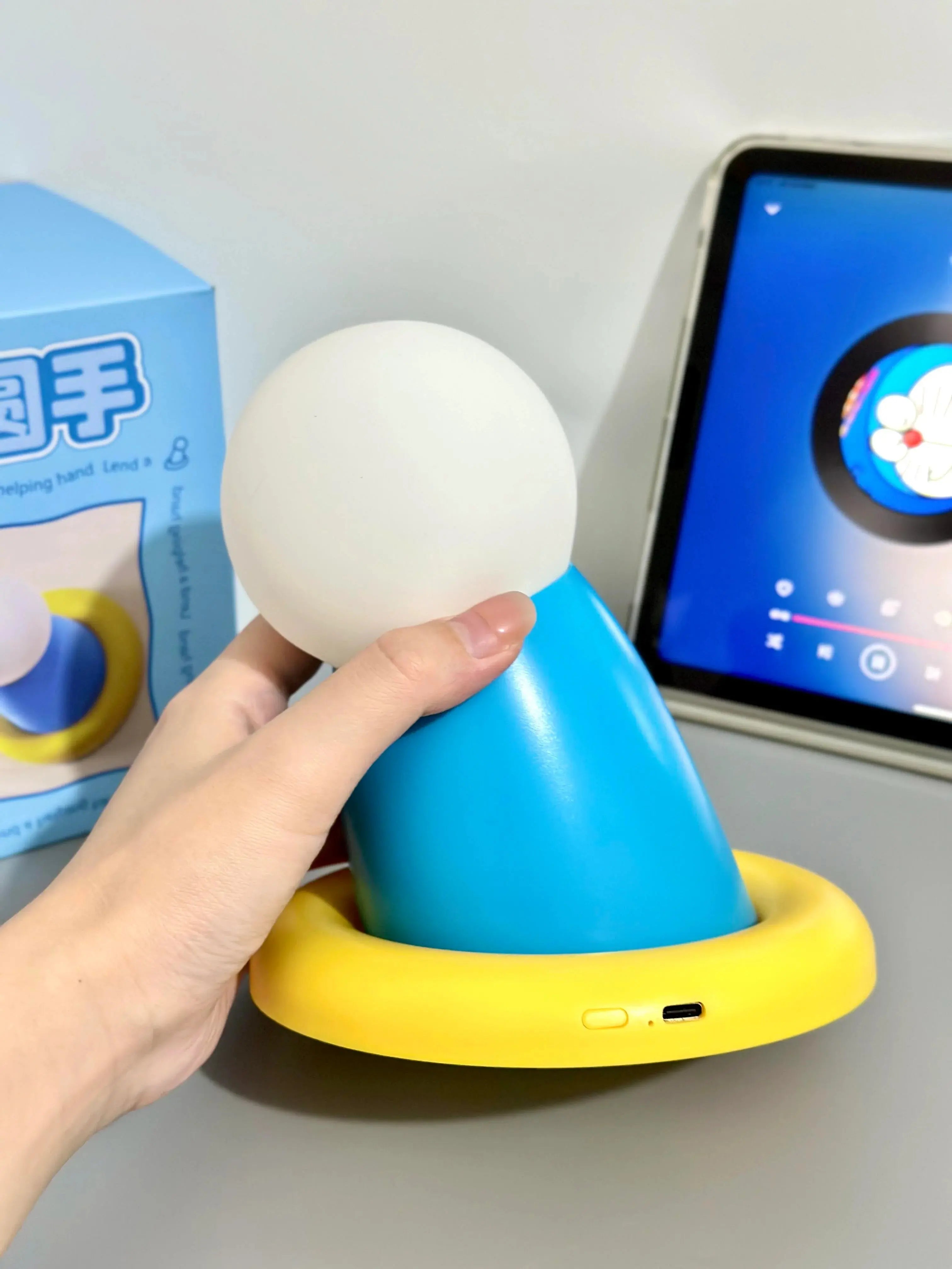 Doraemon Hand Lamp