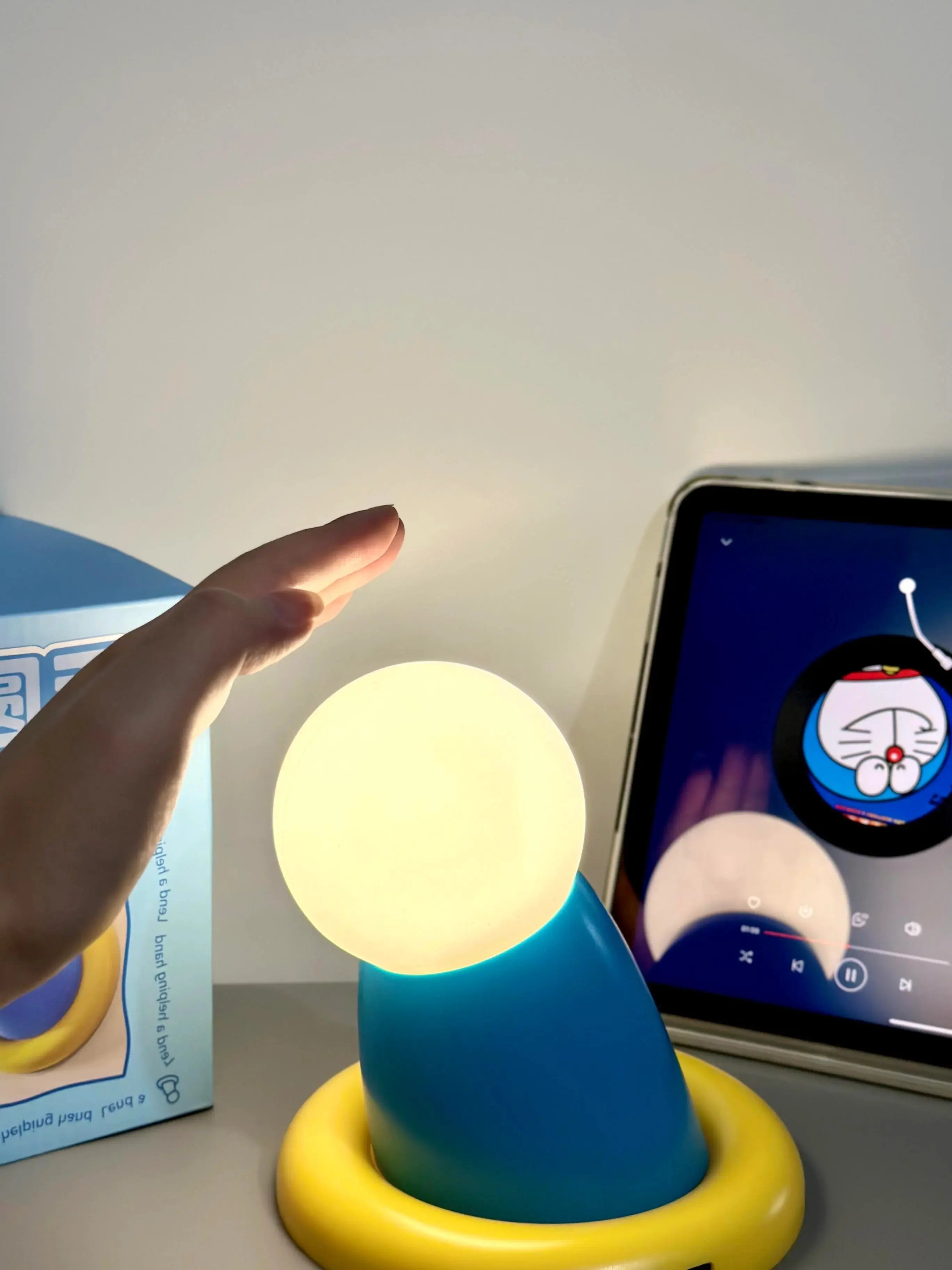 Doraemon Hand Lamp